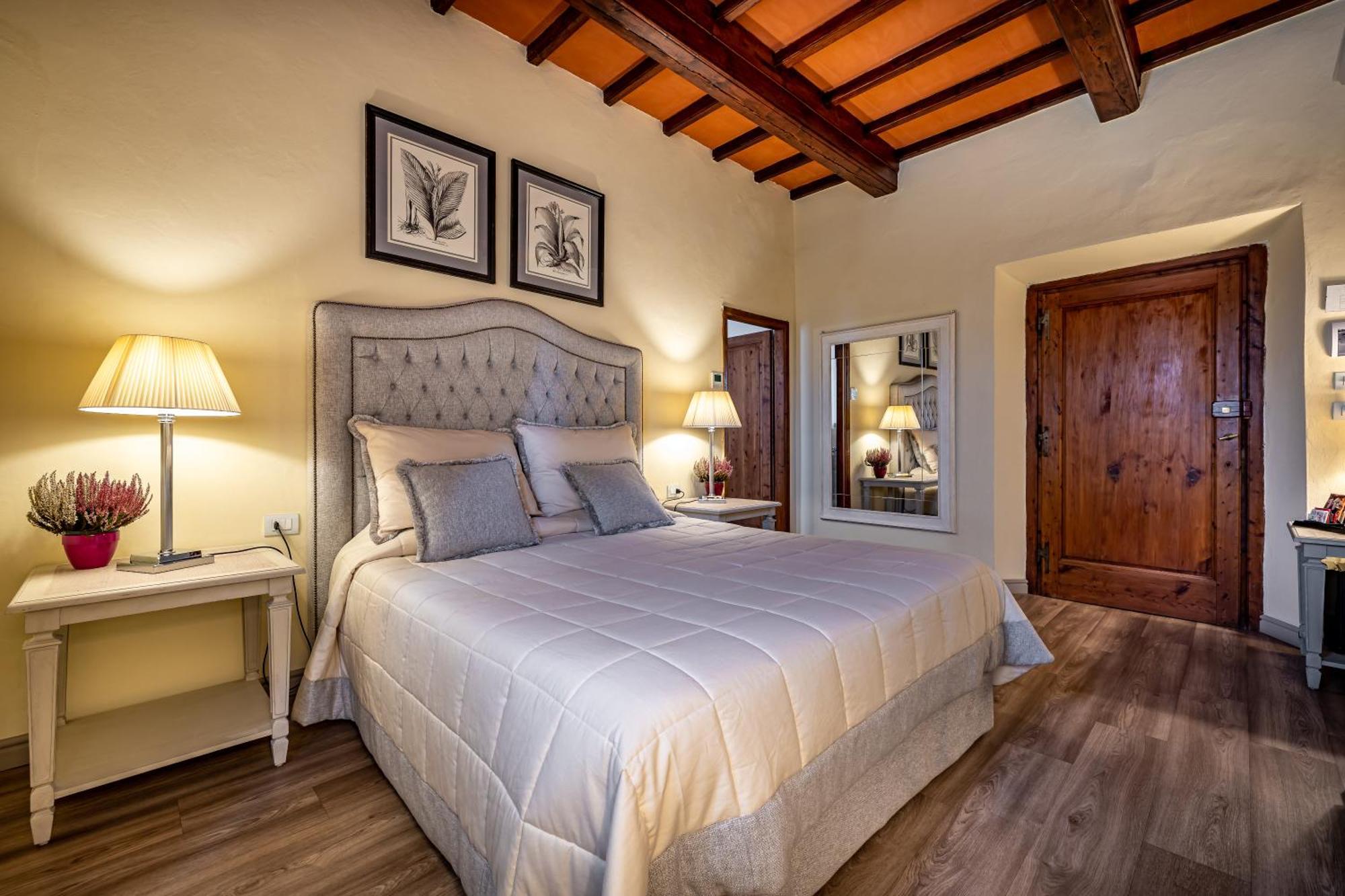Villa S.Andrea ซานกัสชาโน อิน วัลดีเปซา ภายนอก รูปภาพ